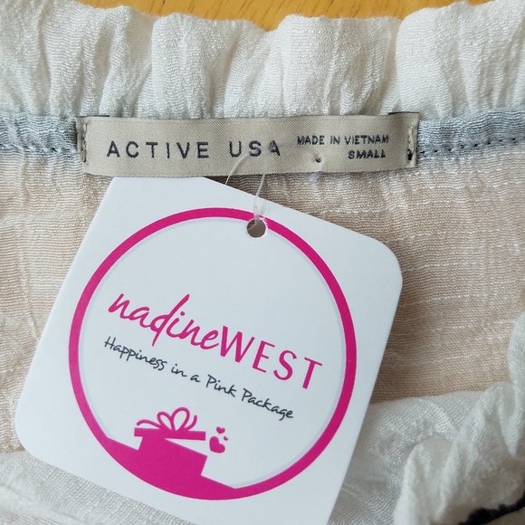 NWT Small Nadine West Active USA Rolled Cuff White Top - Picture 8 of 11